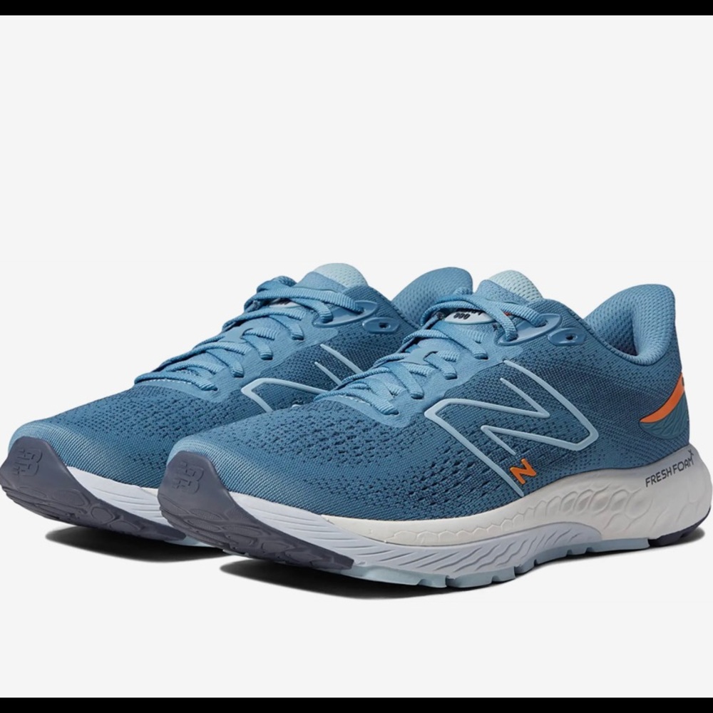 M880v 12 FRESH FOAM ( LIGHTLY USE)